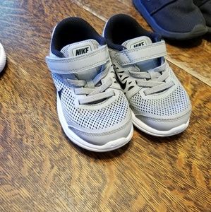 Nike toddler shoes